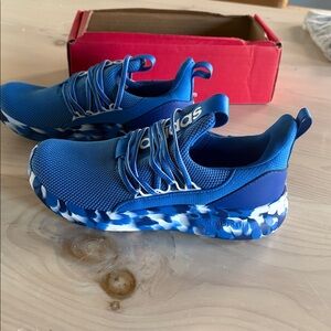 adidas Kids Blue Slid on Sneakers 6.5